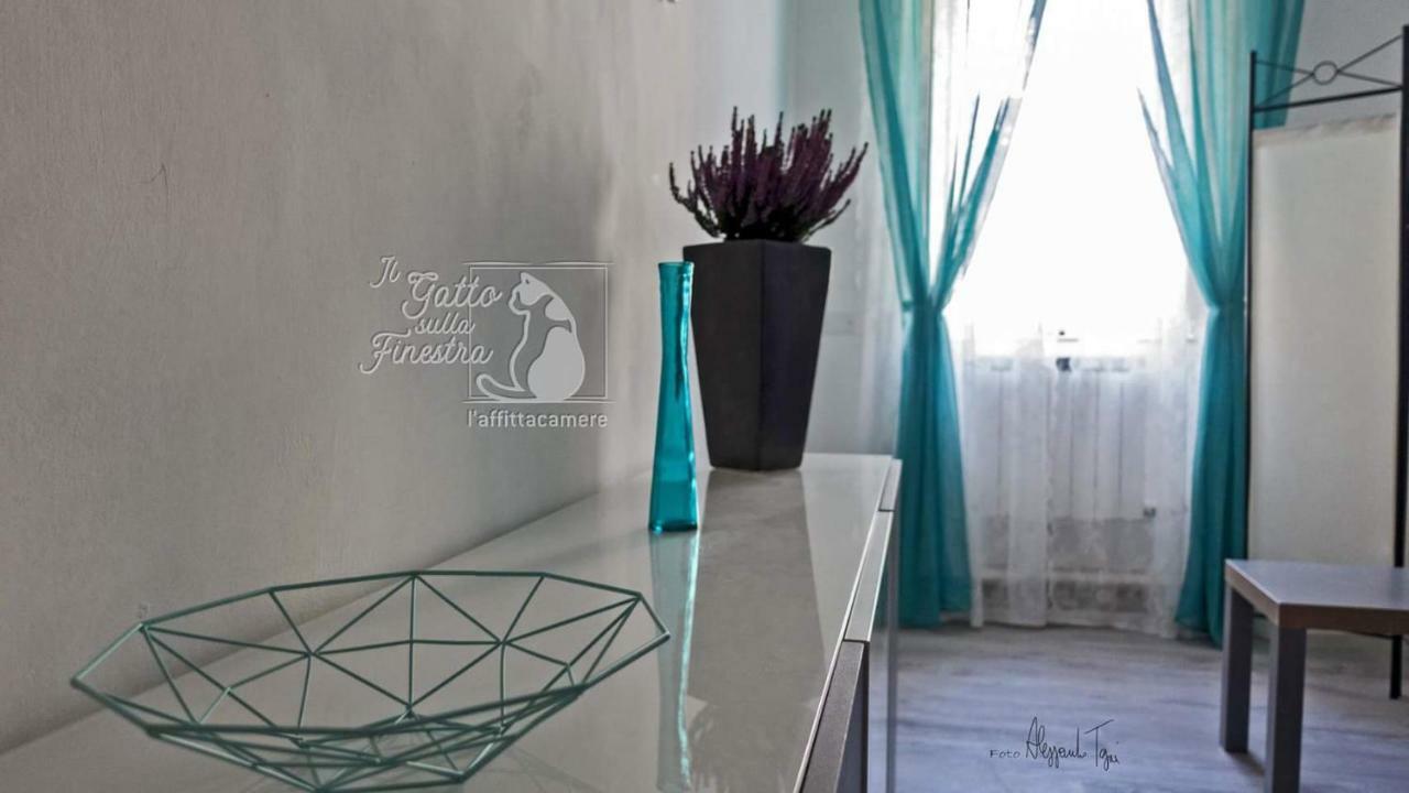 Il Gatto Sulla Finestra Hotel เยซี ภายนอก รูปภาพ