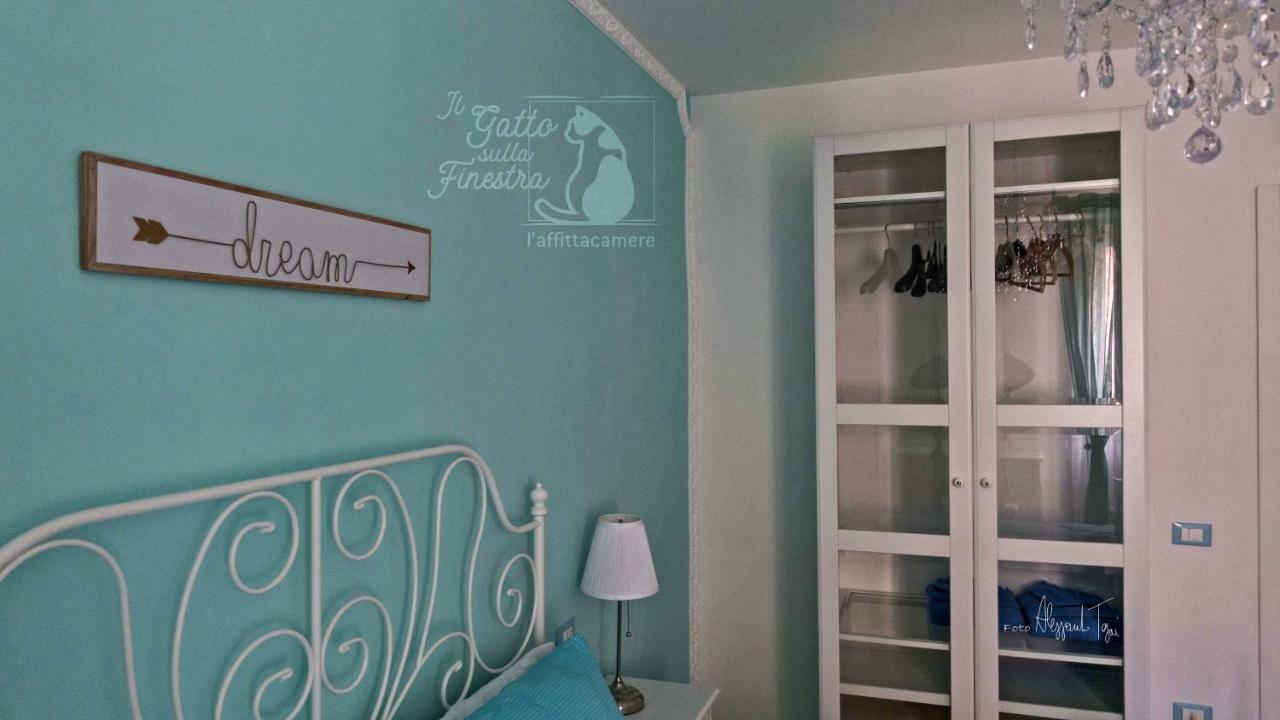 Il Gatto Sulla Finestra Hotel เยซี ภายนอก รูปภาพ