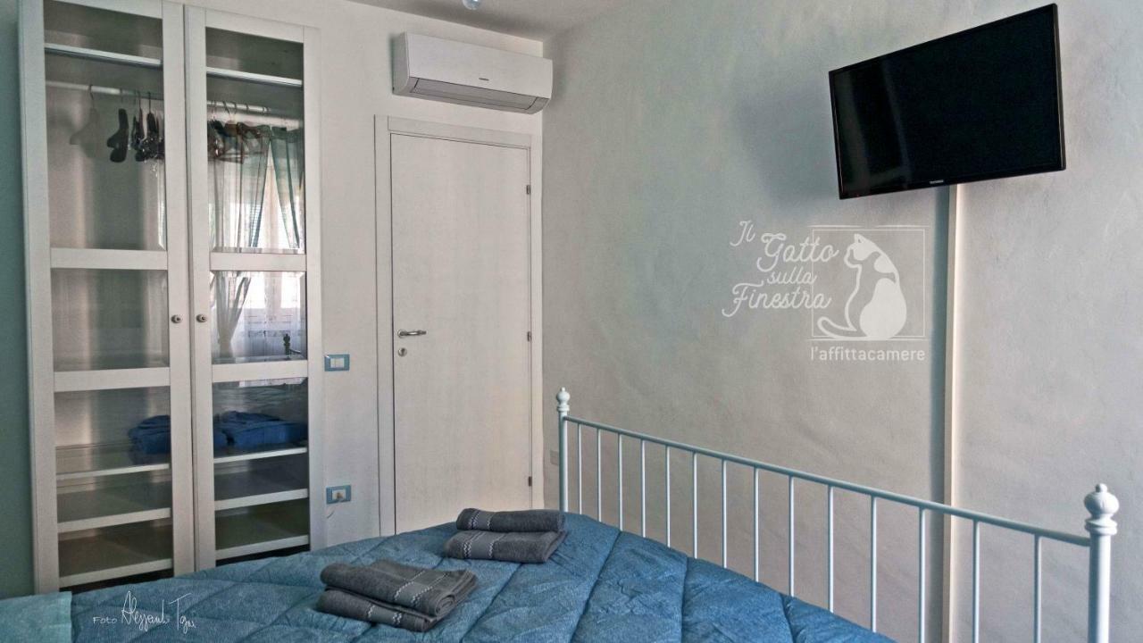 Il Gatto Sulla Finestra Hotel เยซี ภายนอก รูปภาพ